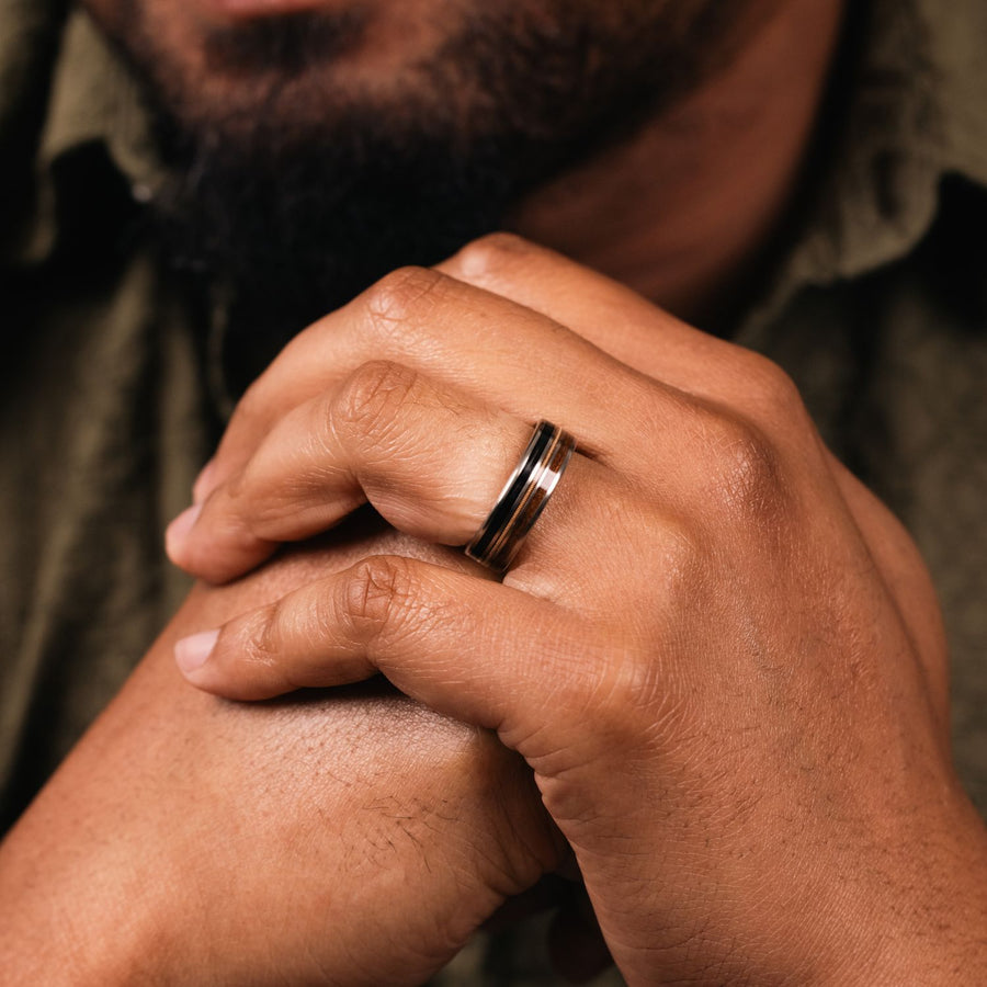 :: Shown in 7mm Wide | Titanium