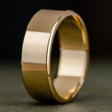 ::Shown in 10k Yellow Gold | 8mm Wide
