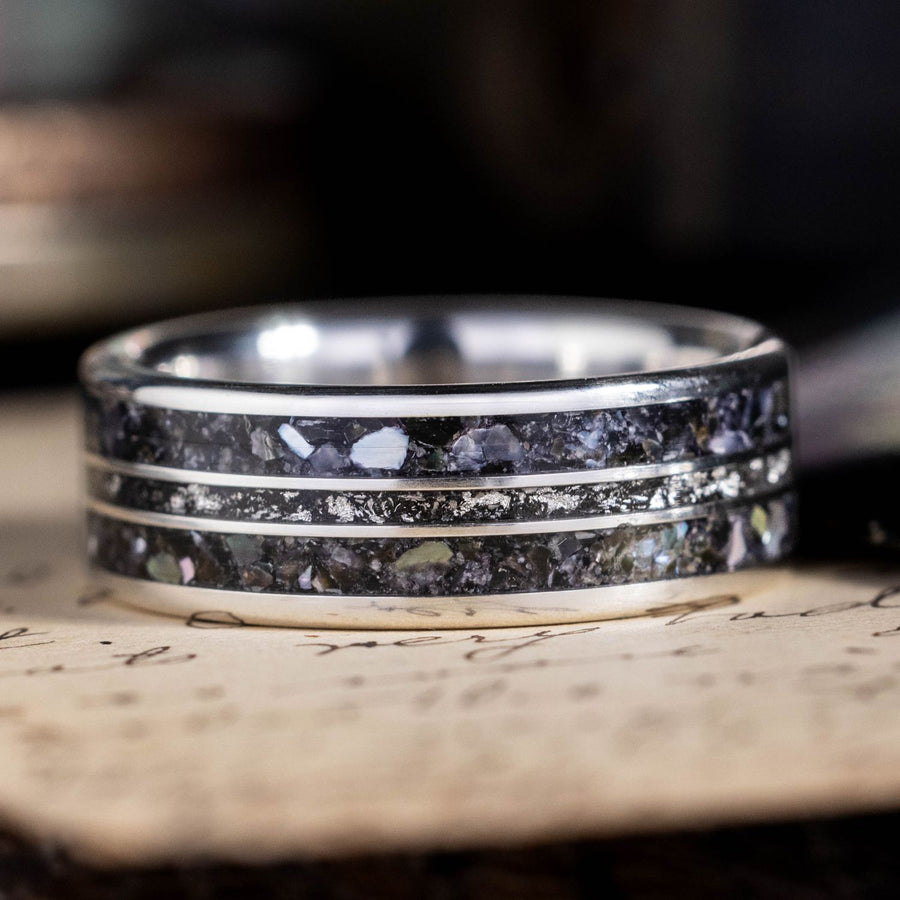 ::Shown in 8mm Wide | White Gold 