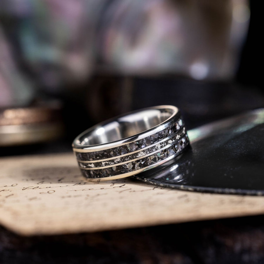 ::Shown in 8mm Wide | White Gold 
