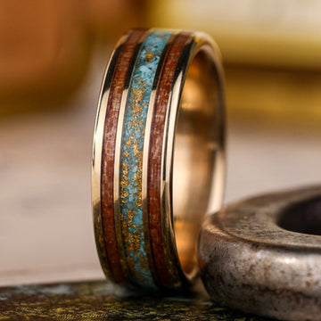 ::Shown in 7mm Wide | 10K Yellow Gold