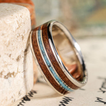 :: Shown in 10k White Gold | 8mm Wide
