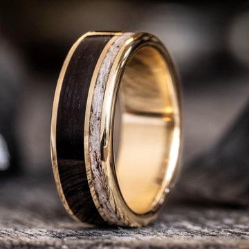 ::Shown in 8mm Yellow Gold. Actual product is 10K White Gold.