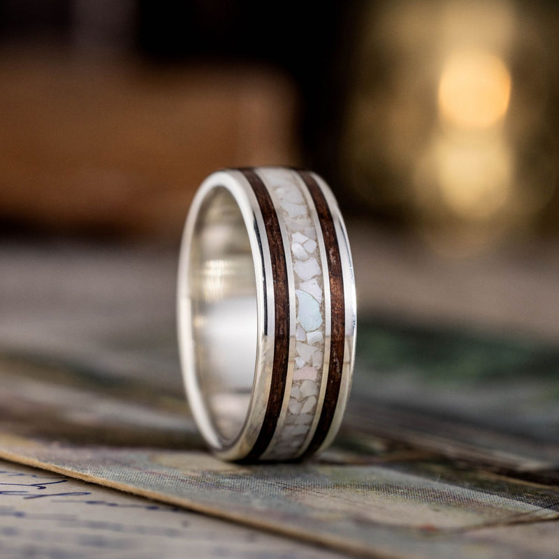 :: Shown in 8mm Wide