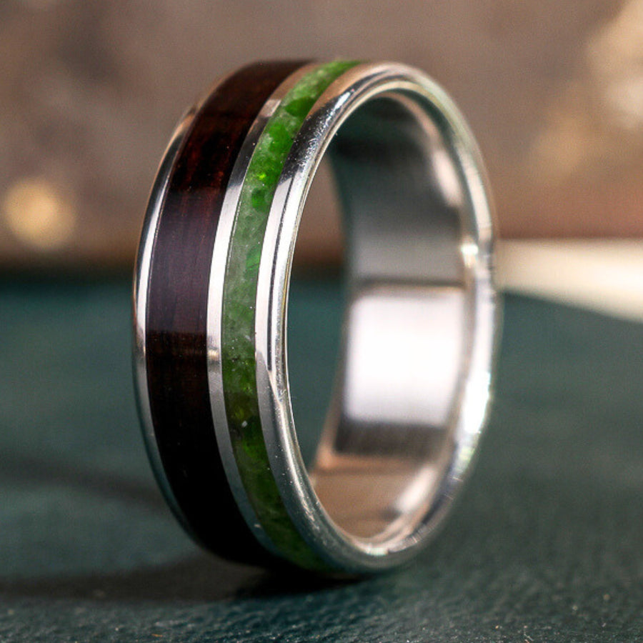 ::Shown in 8mm Wide | Silver