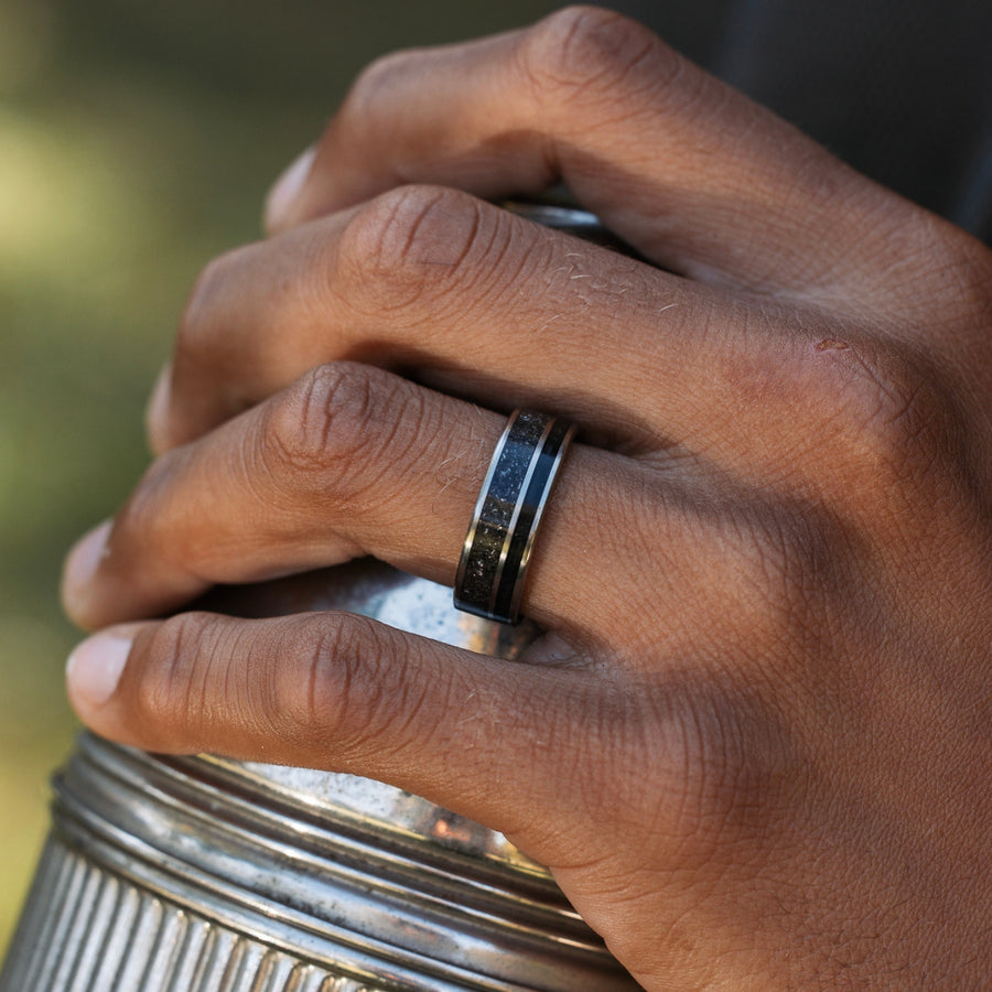 :: Shown in 8mm Wide | Titanium 