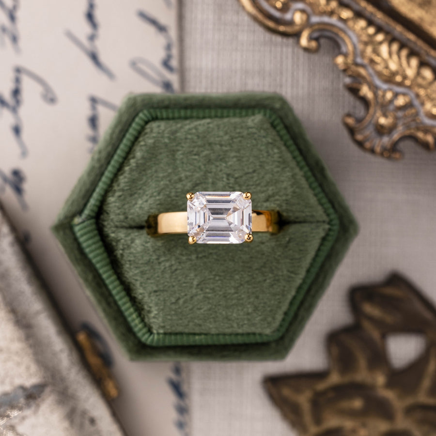 :: The Mina Engagement Ring | Yellow Gold