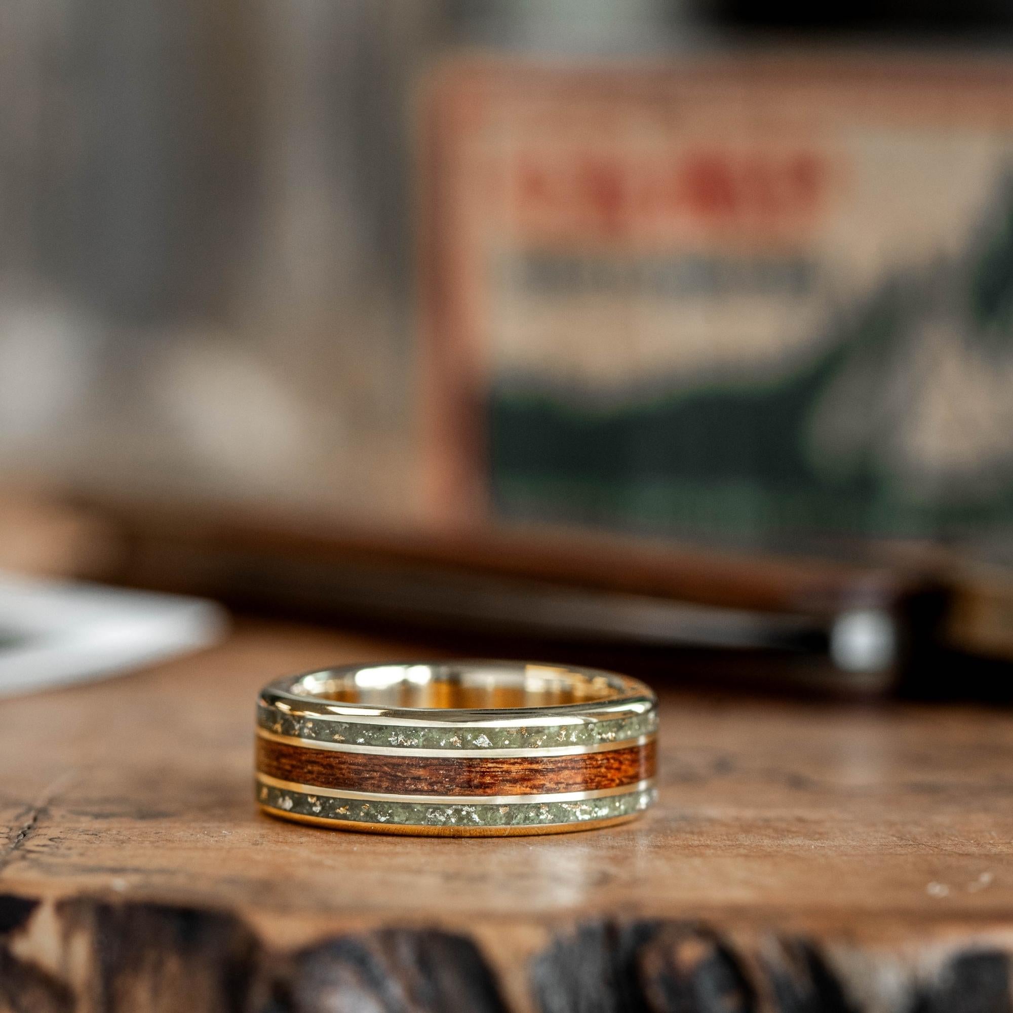 Hammered Yellow Gold Ring | Mens Wedding Bands Yellow Gold Hammered|