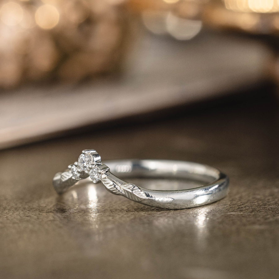 ophelia-nature-inspired-diamond-leaf-contour-wedding-band-rustic-and-main