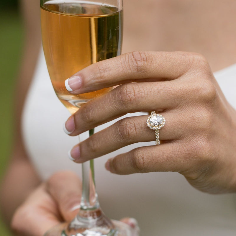 oval-halo-diamond-engagement-ring-pave-diamond-setting-rustic-and-main