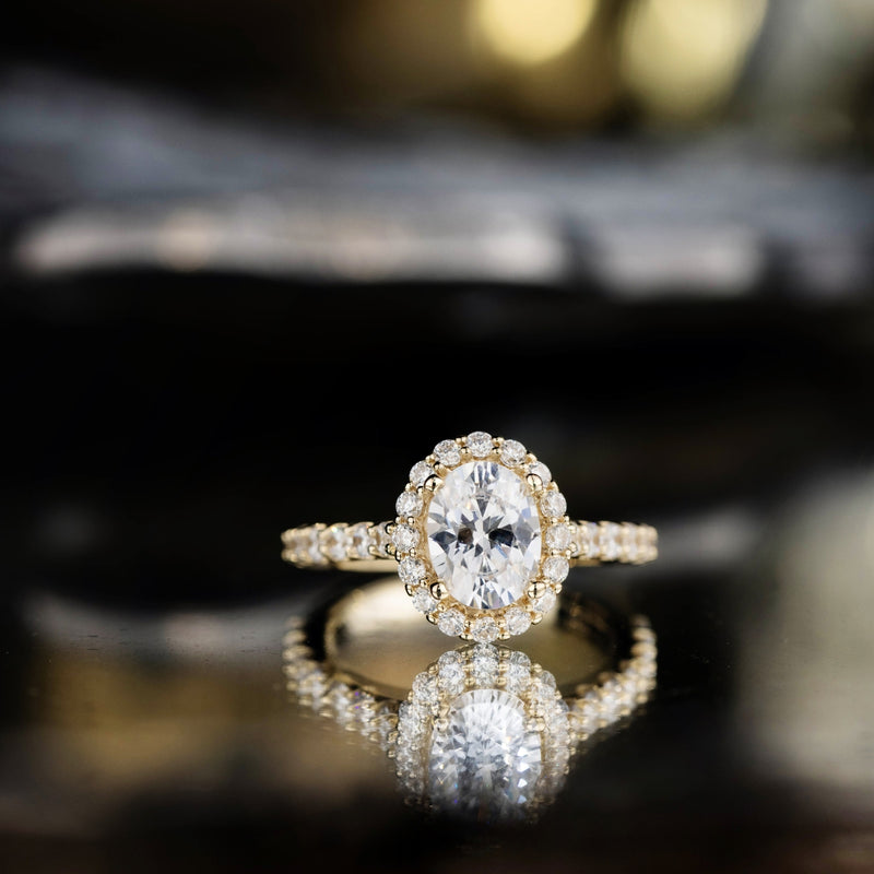 The Juliette - Oval Halo Diamond Engagement Ring with Pavé Diamond Setting