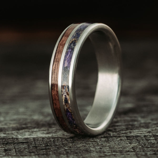 :: Shown in 7mm Wide | Titanium