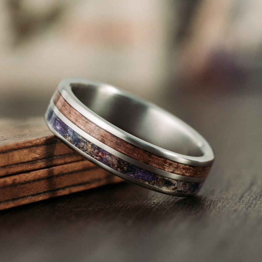 :: Shown in 7mm Wide | Titanium