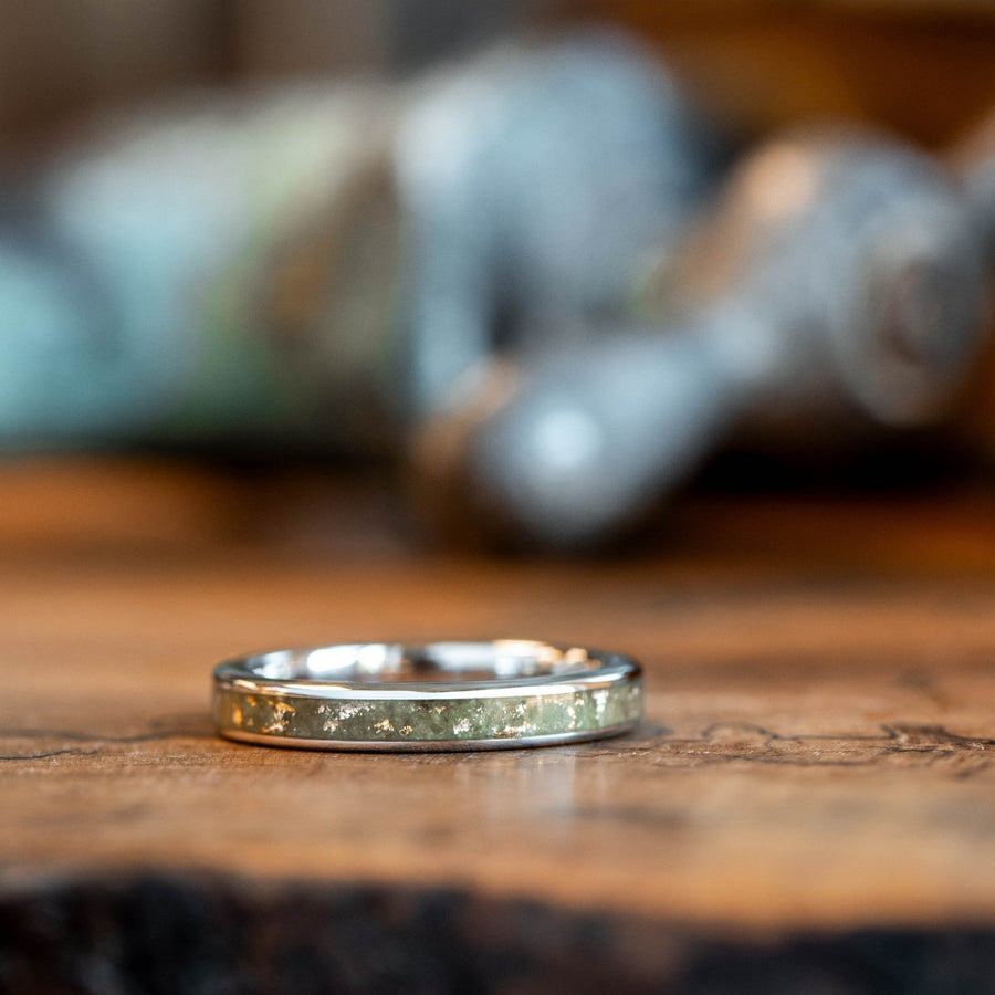 The Aurora | Women's Gold and Green Peridot Ring with Gold & Silver Flakes