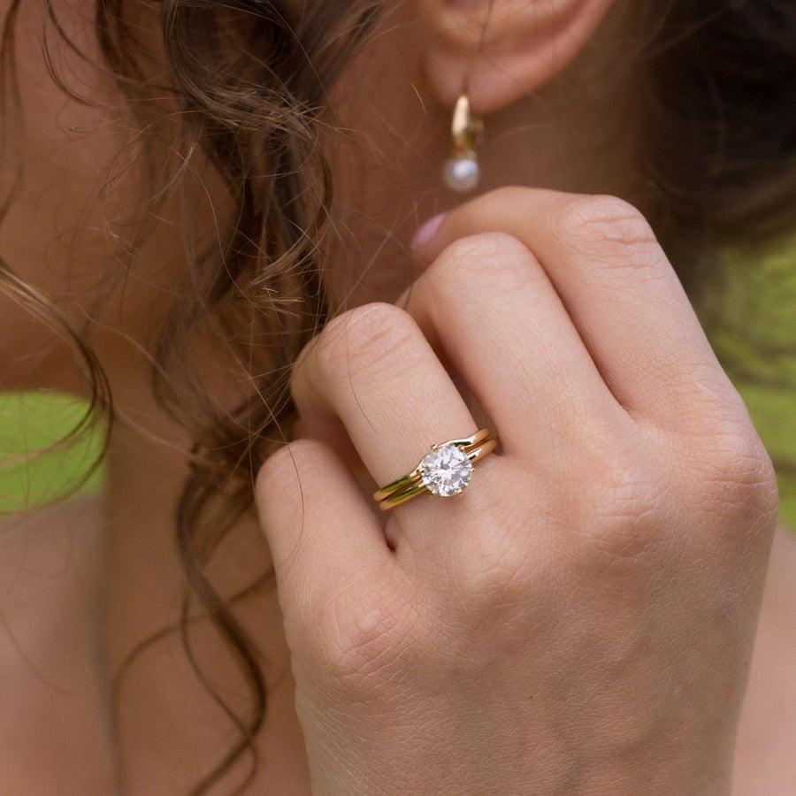 simple-solid-gold-contour-band-the-goldie-rustic-and-main
