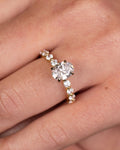 the-sidney-oval-diamond-engagement-ring-diamond-setting