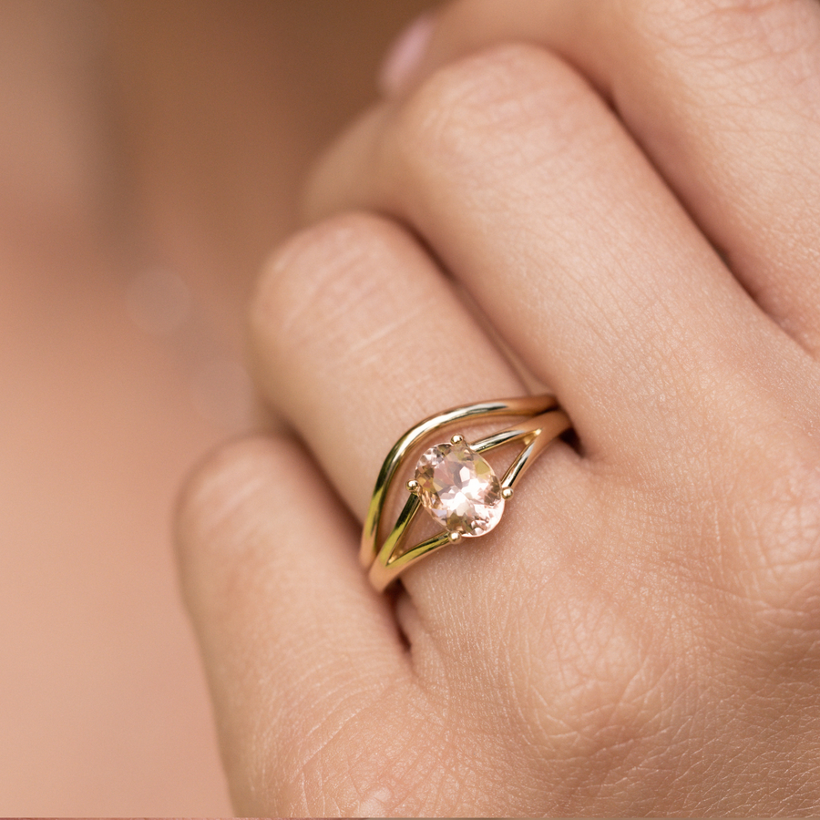 The Sedona & Lumen | Oval Peach Morganite Engagement Ring & Gold Contour Bridal Set