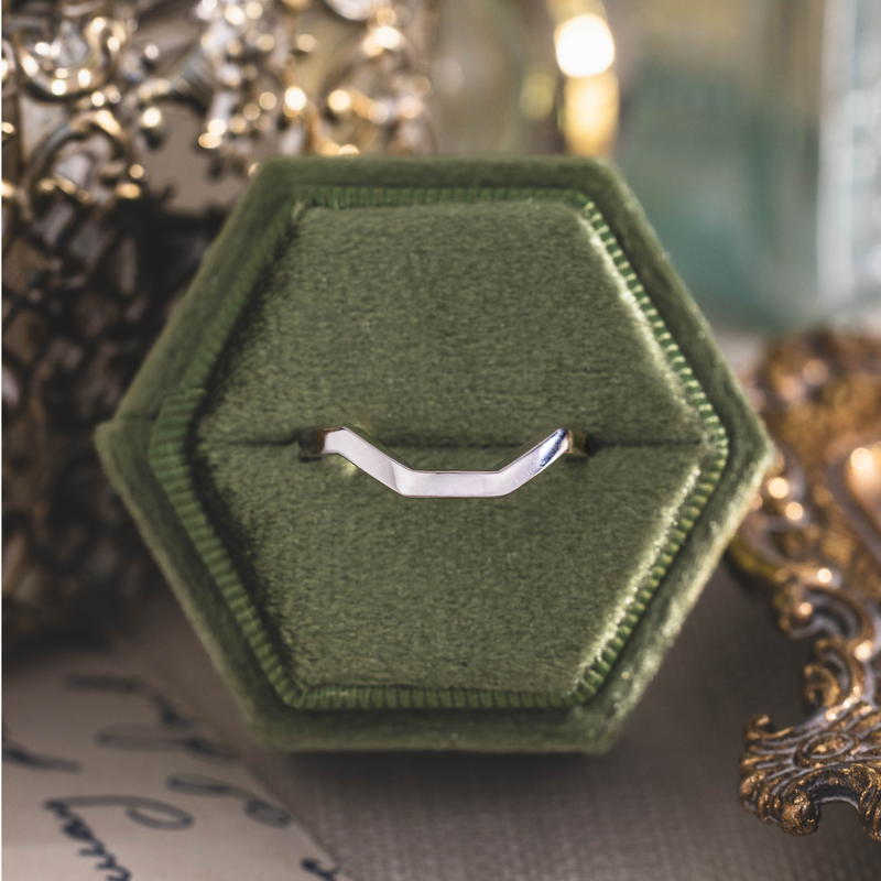 Sleek Gold Contour Band for Emerald-Cut Rings