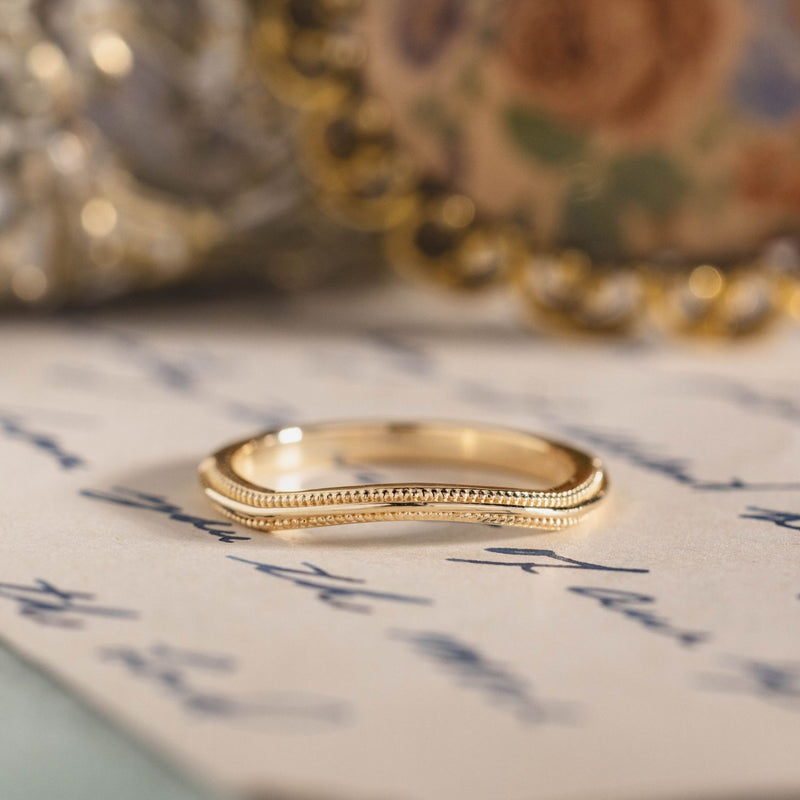 solid-gold-contour-band-miligrain-accents-the-alouette-rustic-and-main