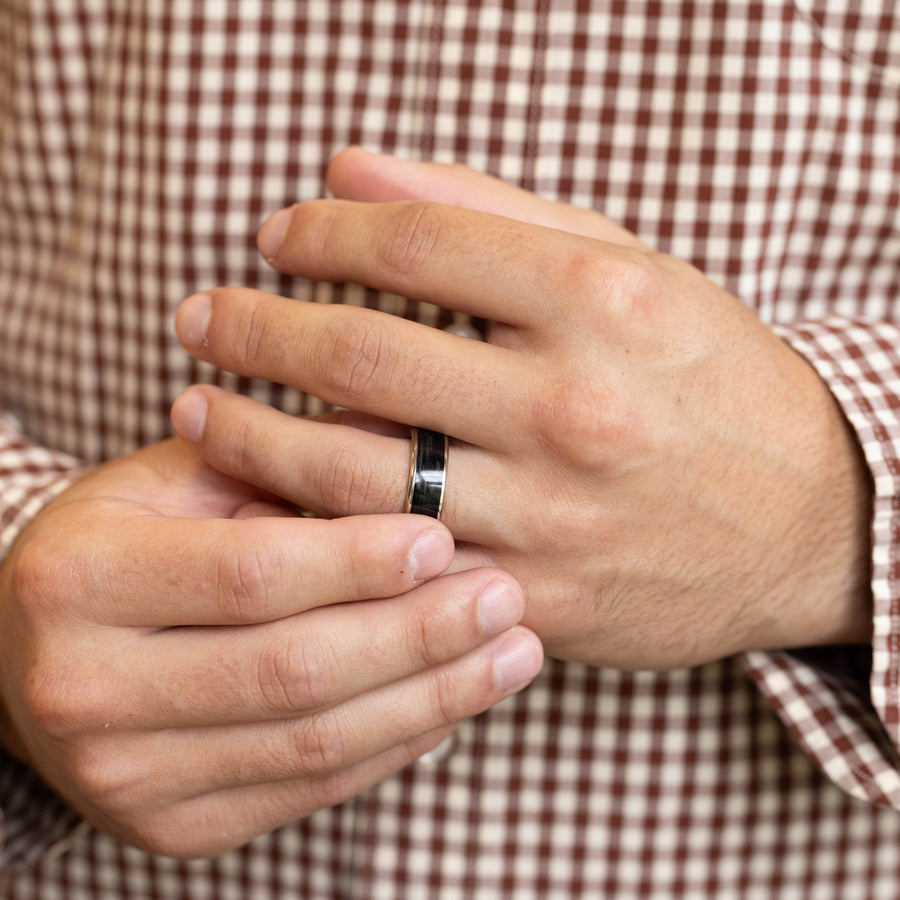 The Speakeasy | Men's Gold Wedding Band with Wide Channel Whiskey Barrel Wood