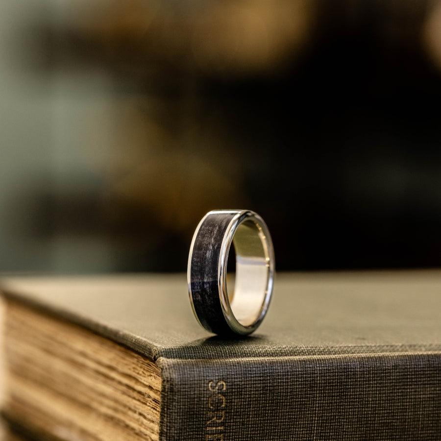 The Speakeasy | Men's Gold Wedding Band with Wide Channel Whiskey Barrel Wood