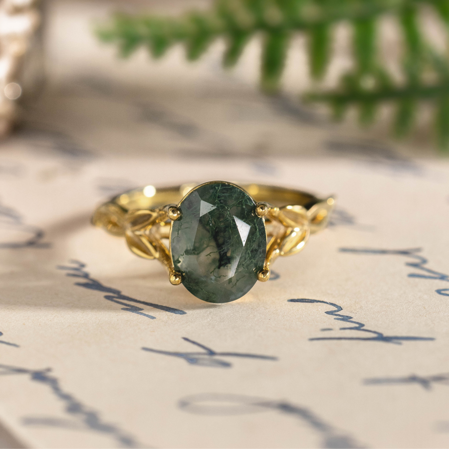 beatrix-yellow-gold-oval-moss-agate-ring-front-view