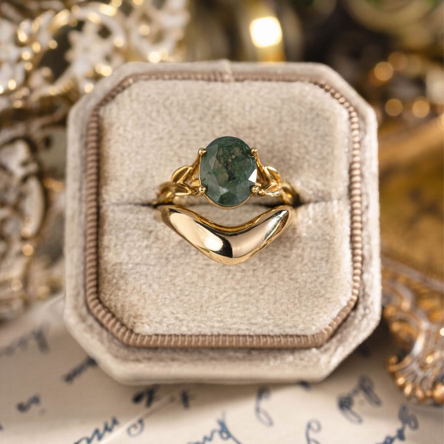 The Beatrix & Skye | Oval Moss Agate Engagement Ring & Gold Contour Bridal Set