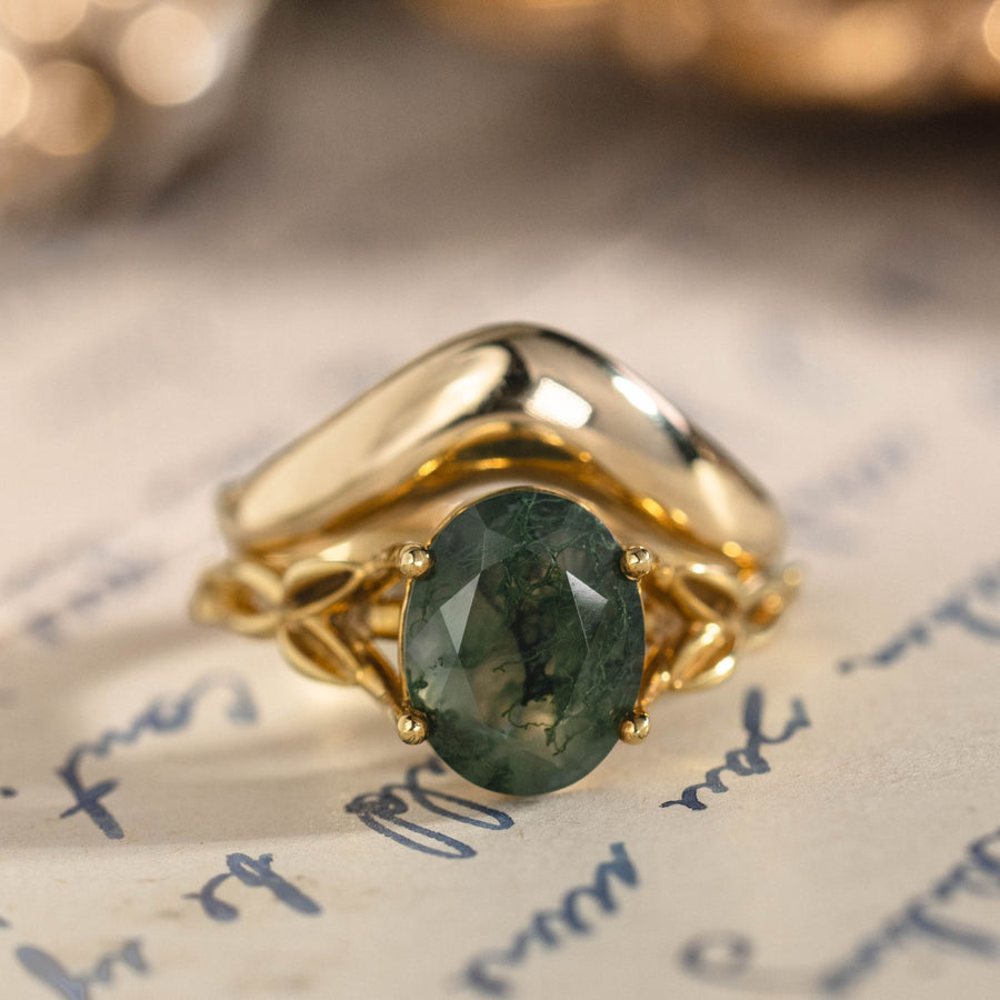 The Beatrix & Skye | Oval Moss Agate Engagement Ring & Gold Contour Bridal Set