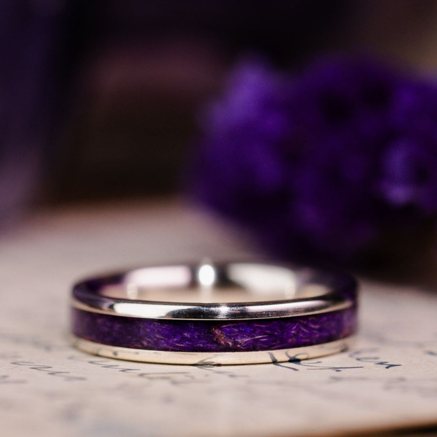 the-cassatt-womans-white-gold-ring-wedding-band-with-sea-lavender-rustic-and-main