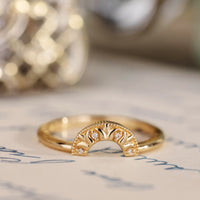 The Cielo - Crown-Shaped Contour Band with Diamond Accents & Milgrain Edge