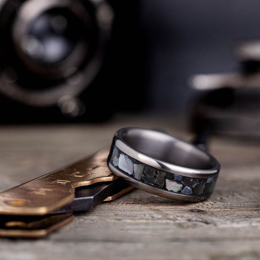 the-dark-tide-mens-titanium-wedding-band-Tahitian-black-mother-of-pearl-rustic-and-main