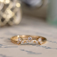 The Eve - Crown-Shaped Contour Band with Diamond Cluster Accents