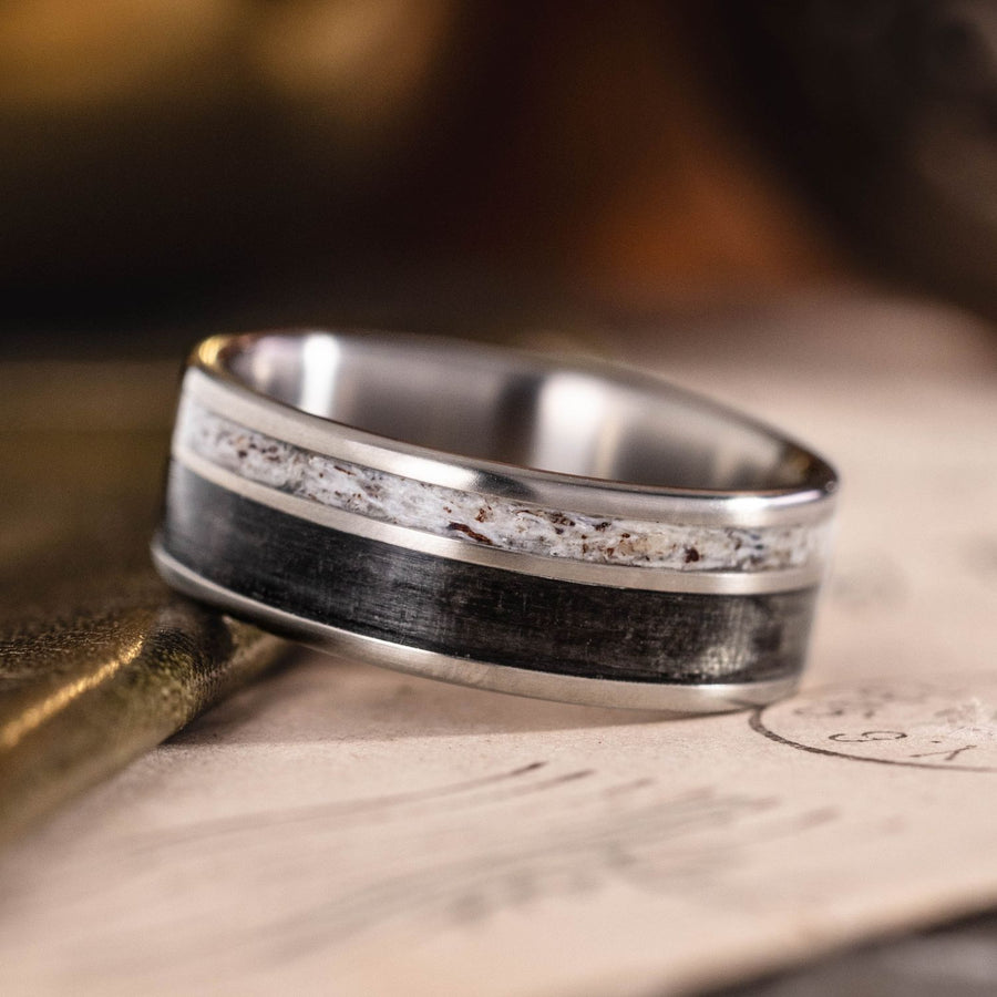 :: Shown in 8mm | Titanium