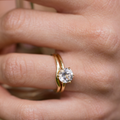 the-goldie-harper-classic-solitaire-round-diamond-bridal-set_5