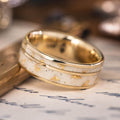 the-grayton-mens-gold-sand-gold-flakes-wedding-band