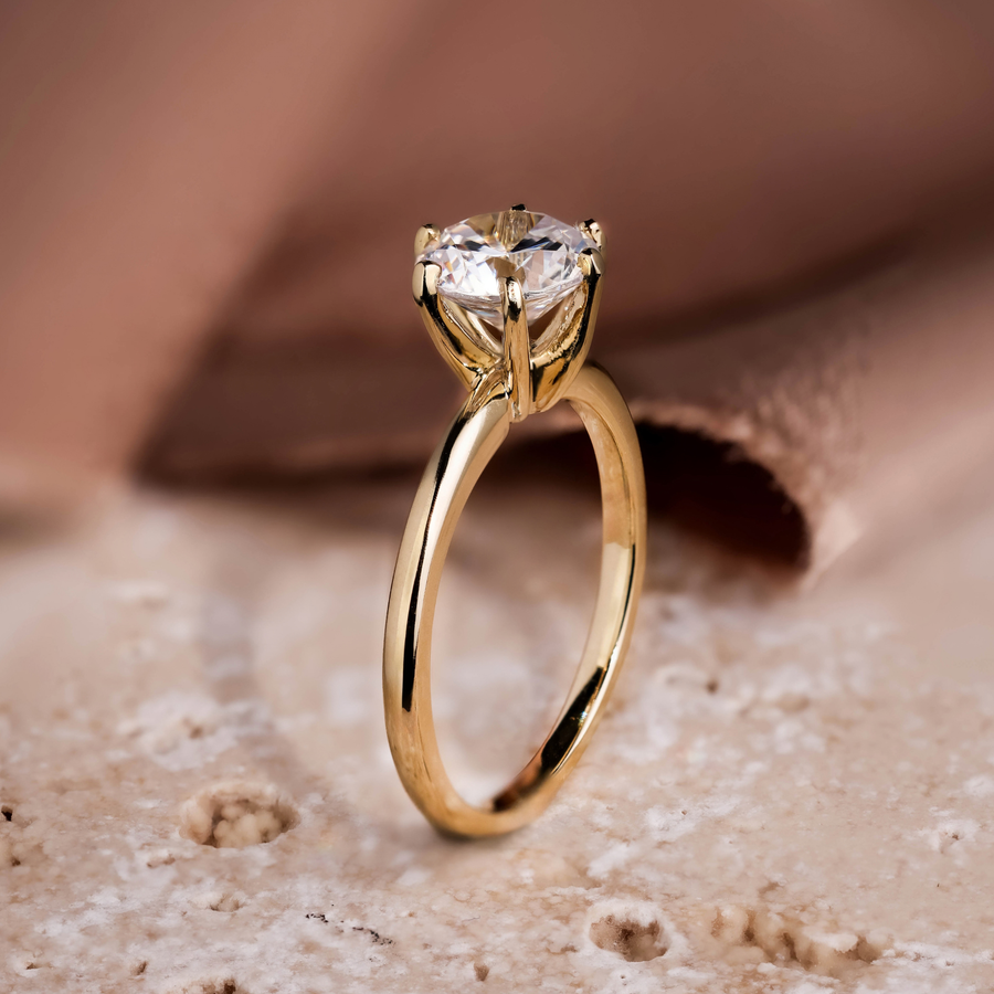 the-harper-classic-solitaire-round-diamond-engagement-ring_3