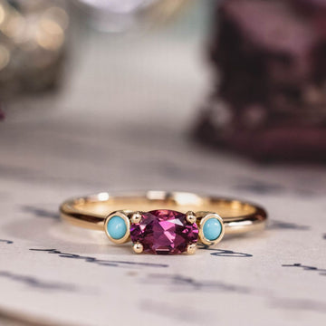the-heidi-oval-garnet-turquoise-side-stones-fashion-ring