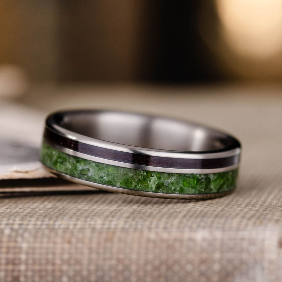 the-imperail-mens-titanium-wedding-band-with-imperial-diopside-rosewood-inlays