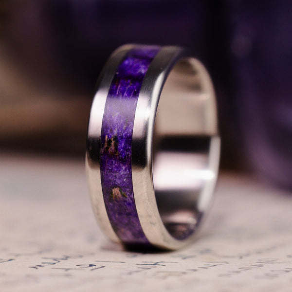 :: Shown in 8mm Wide | Titanium