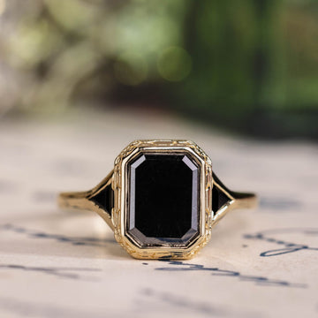 the-isolde-art-deco-inspired-emerald-cut-black-lab-moissanite-triangle-black-spinel-accents