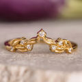the-ivy-nature-inspired-diamond-accented-contour-wedding-band