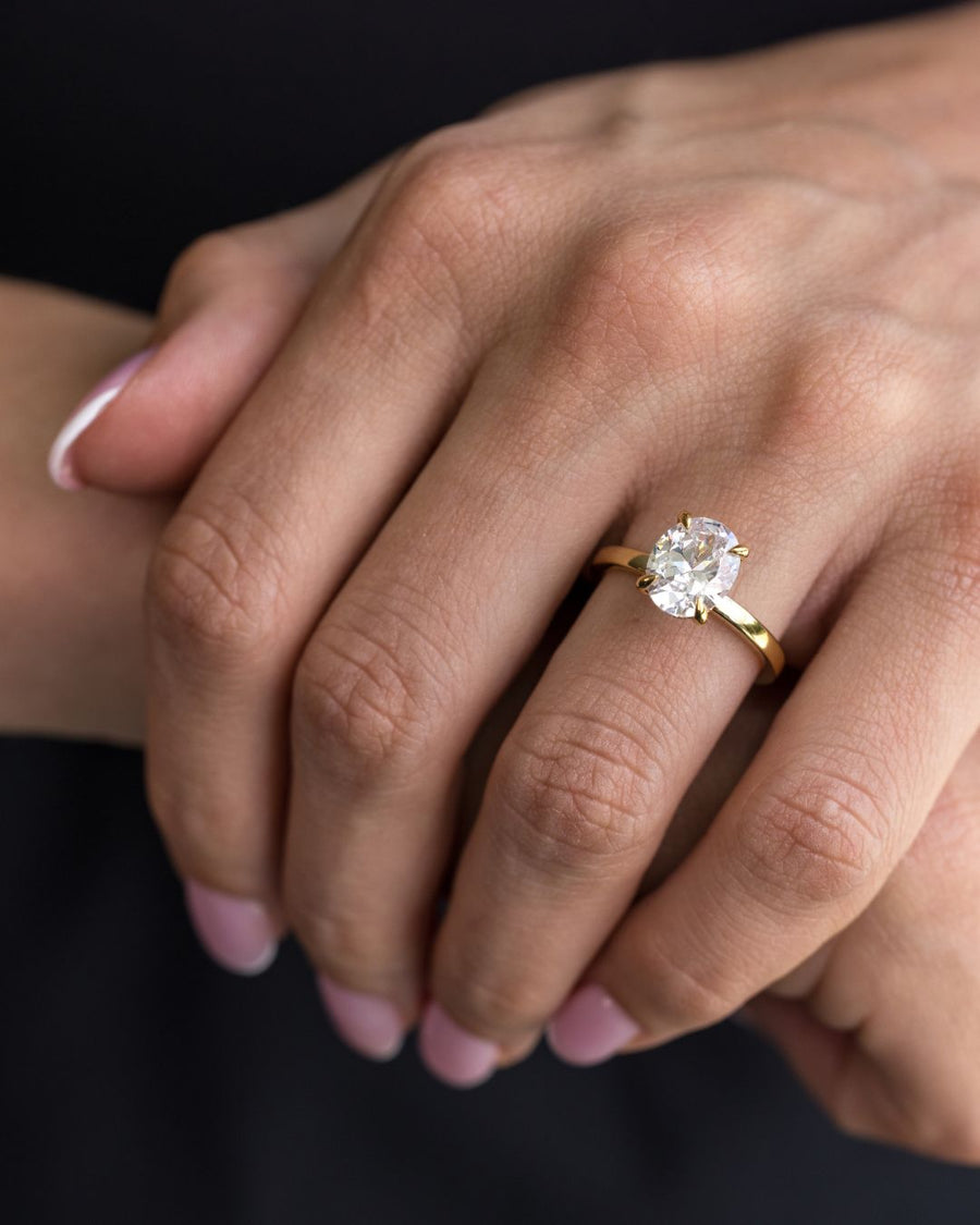 the-jolene-oval-diamond-engagement-ring-diamond-hidden-halo