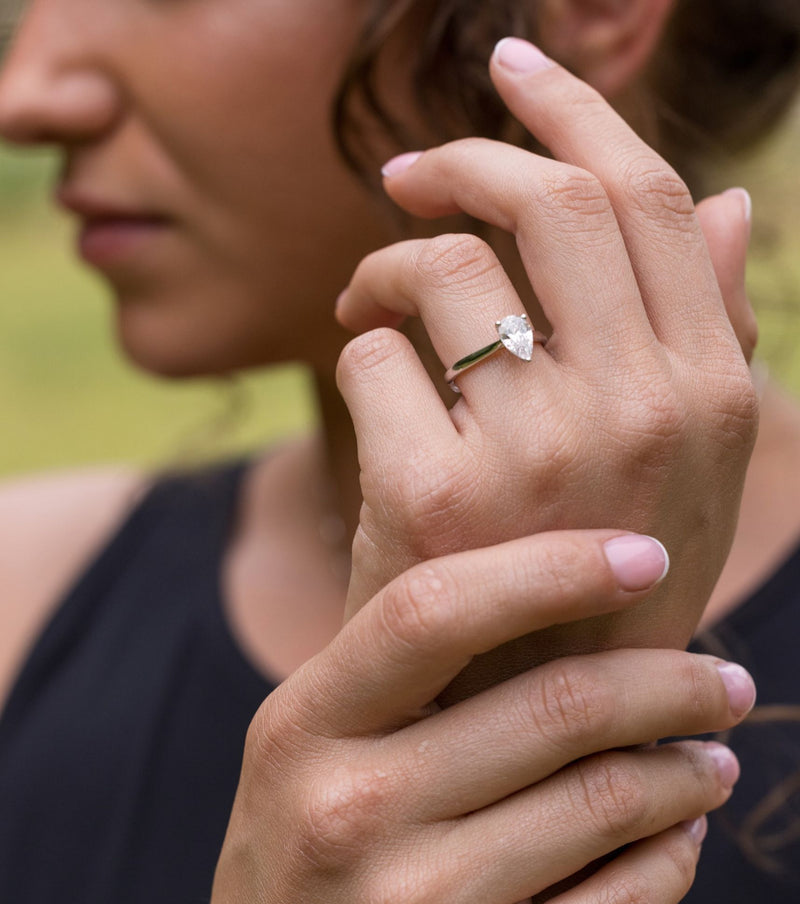 Pear-Shaped Diamond Solitaire