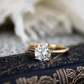 the-lora-round-solitaire-diamond-engagemnet-ring-brilliant-cut-nature-inspired-setting-yellow-gold
