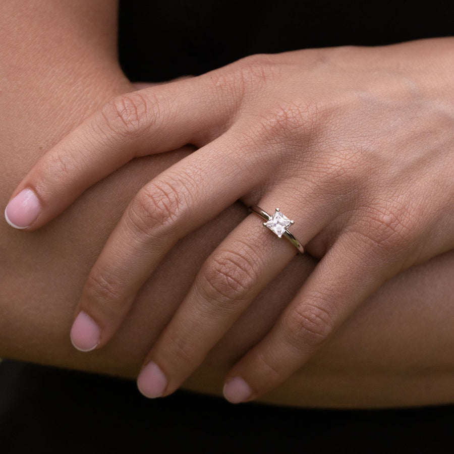 the-louisa-solitaire-princess-cut-diamond-engagement-ring