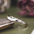 the-lumi-solid-gold-wishbone-contour-band