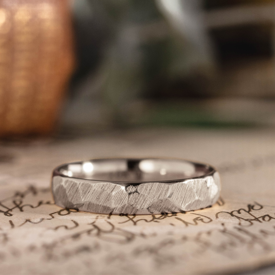 :: Shown in 4mm Wide | White Gold