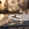 ::Shown in 4mm Wide | White Gold