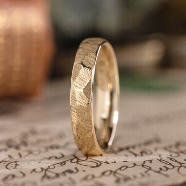 :: Shown in 4mm Wide | Yellow Gold