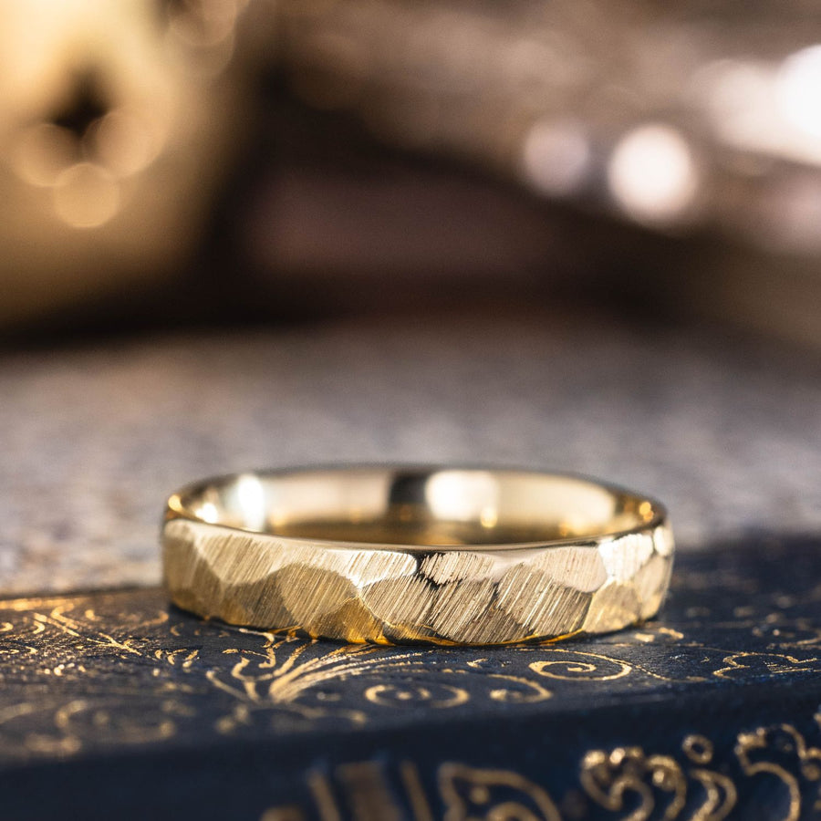 :: Shown in 4mm Wide | Yellow Gold